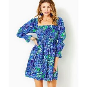 Lilly Pulitzer Beyonca Long Sleeve in Abaco Blue in turtle awe